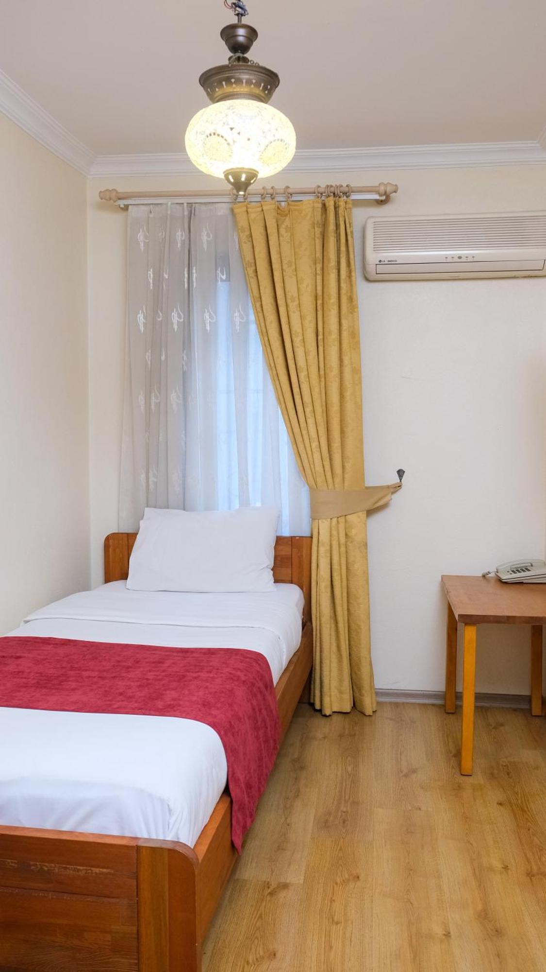 Istanbul Irish Hotel Zewnętrze zdjęcie